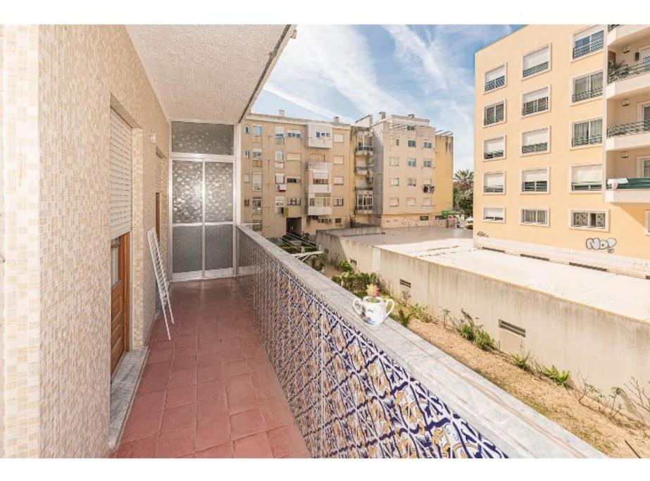 HOUZE_Flat in Costa da Caparica, near the beach - Housity