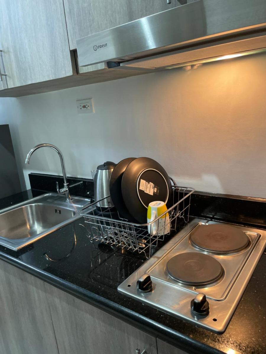 Condominium Fame Residence - Housity