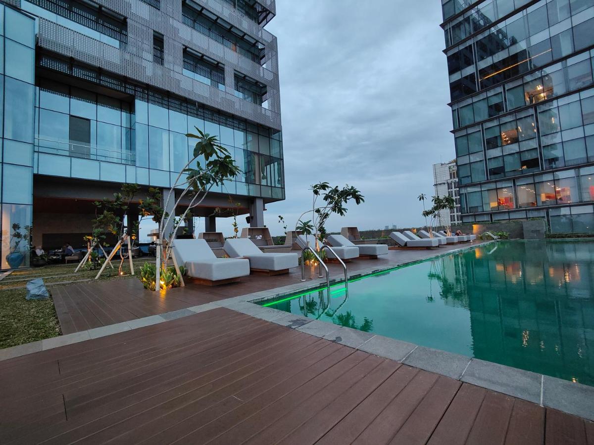 Ra Suites Simatupang - Housity