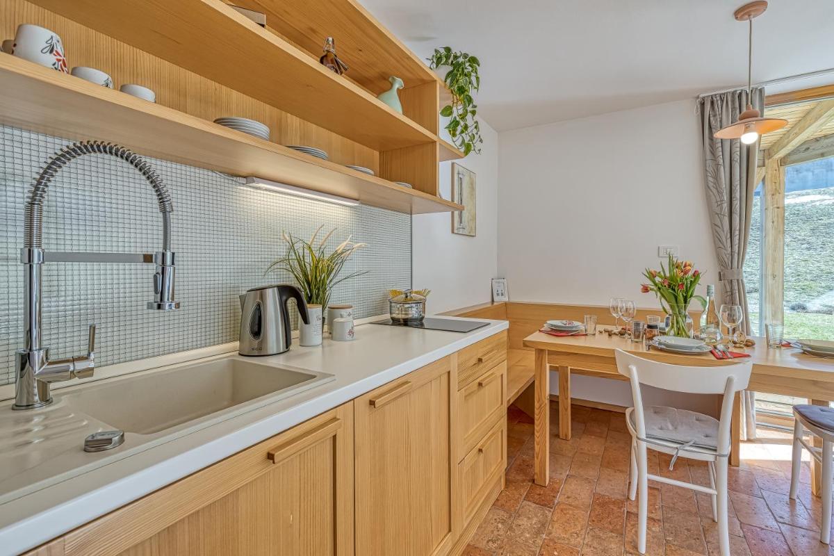 House On The Hill Wellness Chalet - Happy Rentals - Housity