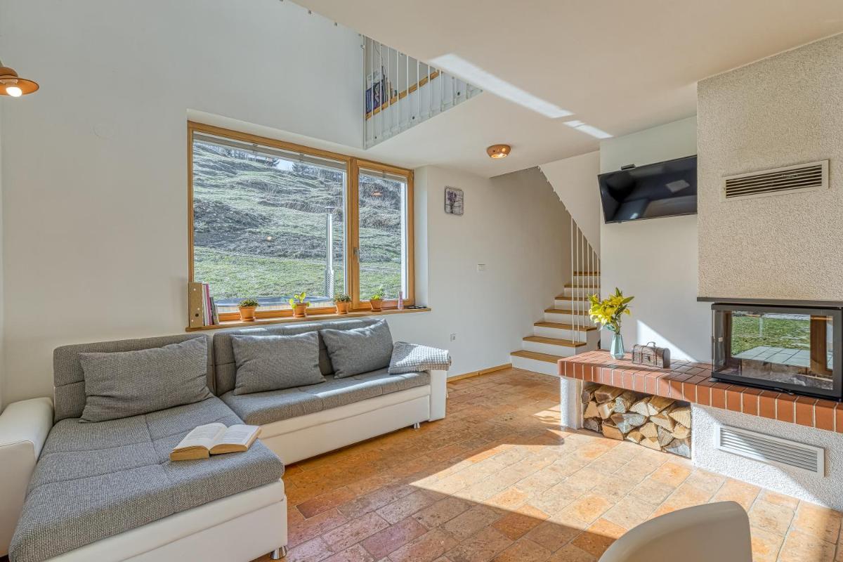House On The Hill Wellness Chalet - Happy Rentals - Housity