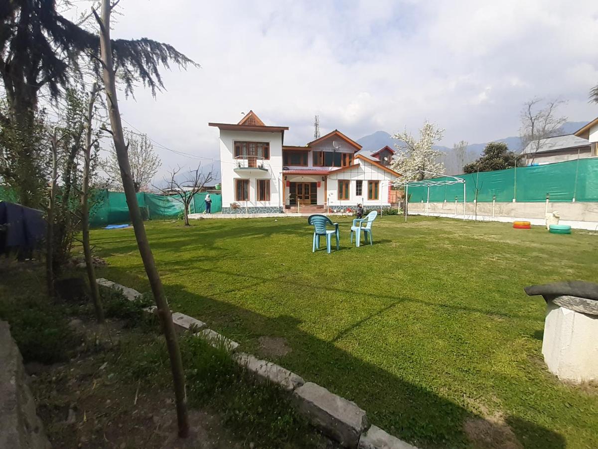 Suitetrails - Rose Bowl Guest House Home Stay