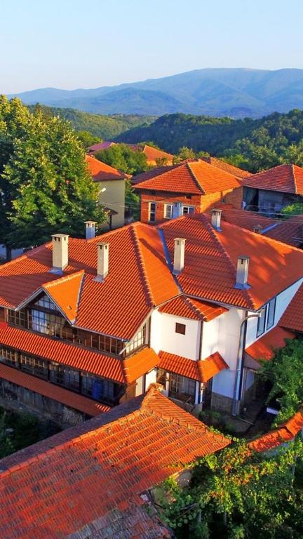 Михаиловата къща, с. Буйновци - Housity
