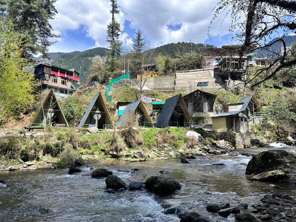 Sunshine Cafe & Cottage Riverside - Housity