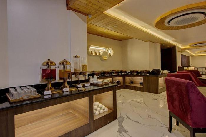 Suitetrails - Hotel woodrock manali