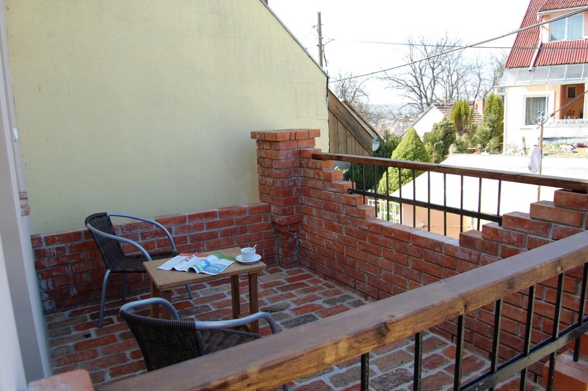 Maya Guesthouse - Housity