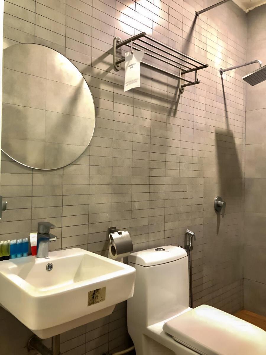Double Happiness Hotel - Housity