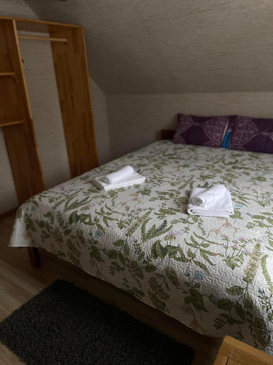 Spēlmaņu krogs - Housity