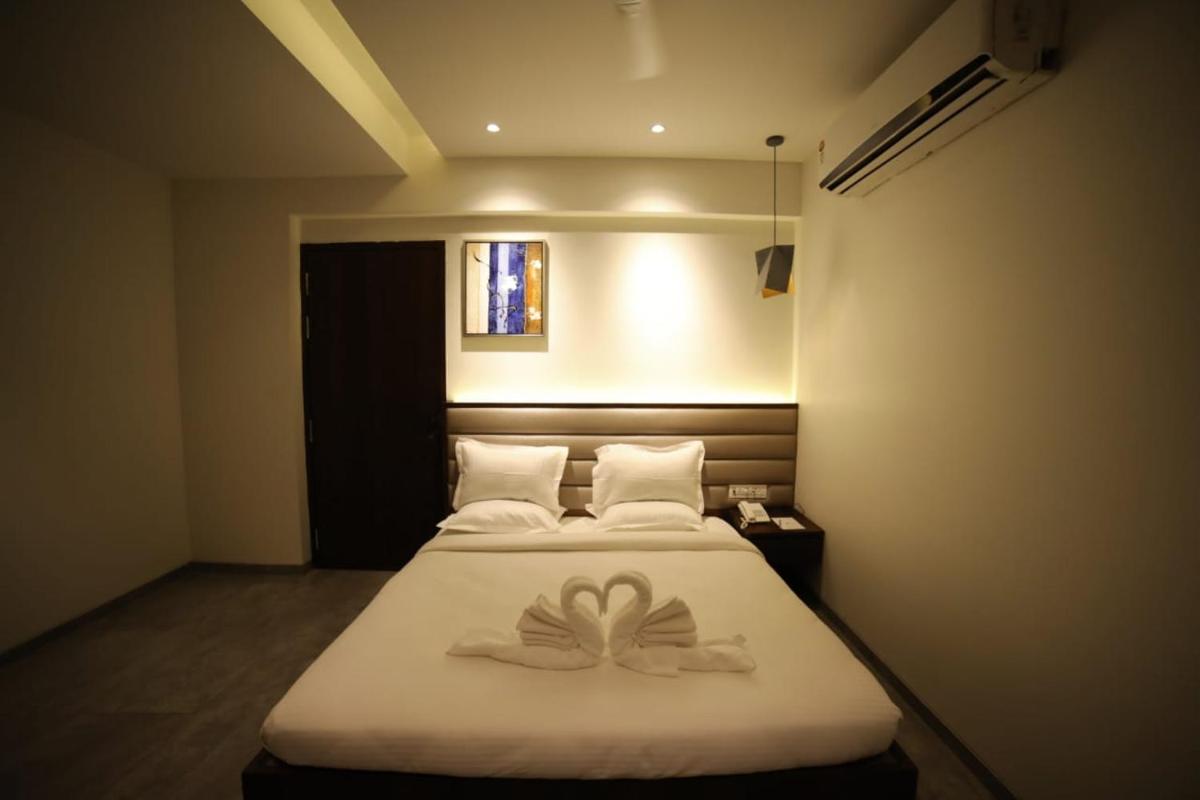 Hotel Midland, Nanded - Housity