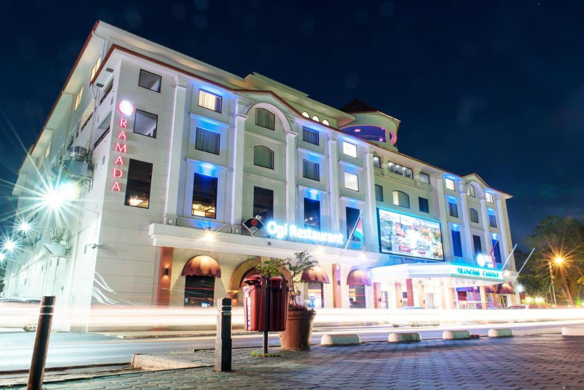 Ramada by Wyndham Princess Paramaribo - Housity