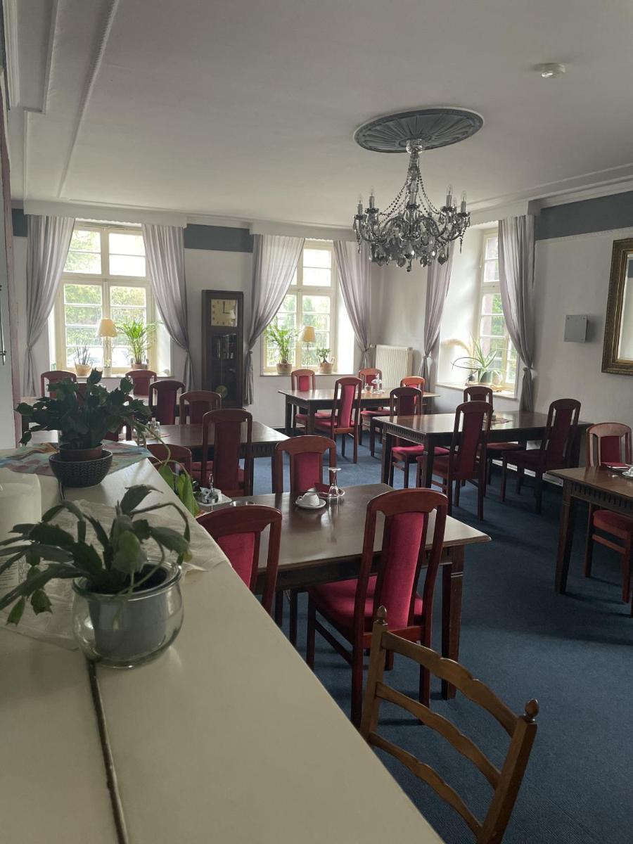 Hotel Jägerhof Kettwig - Housity