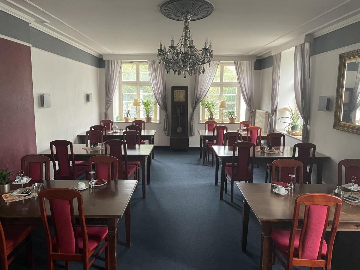 Hotel Jägerhof Kettwig - Housity
