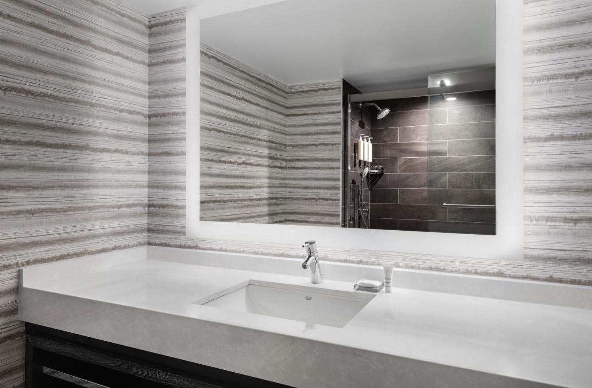 Bridgewater Marriott - Housity