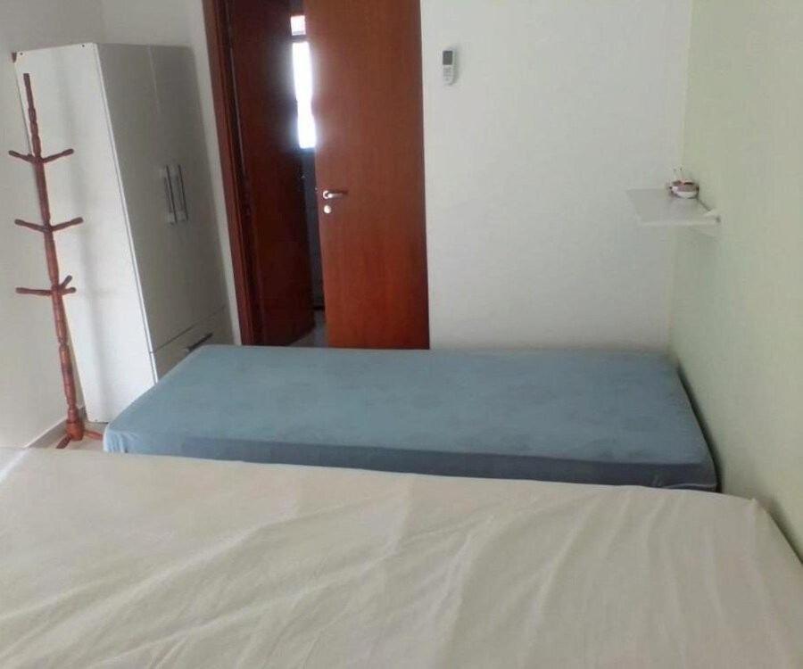 Casa em Condomínio Fechado com Sauna e Piscina - Housity