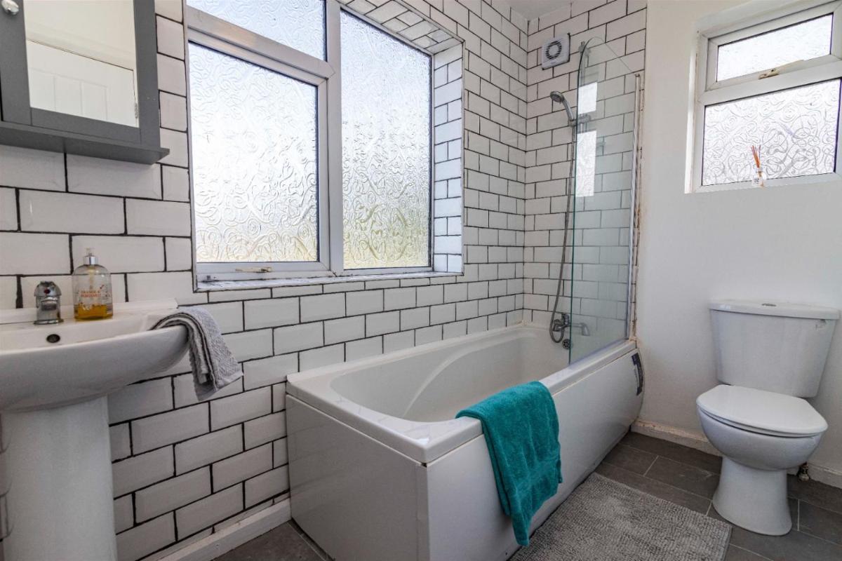 Gedling Contractors Delight! - Housity