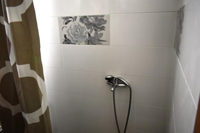 VANADI APARTMENT - Housity