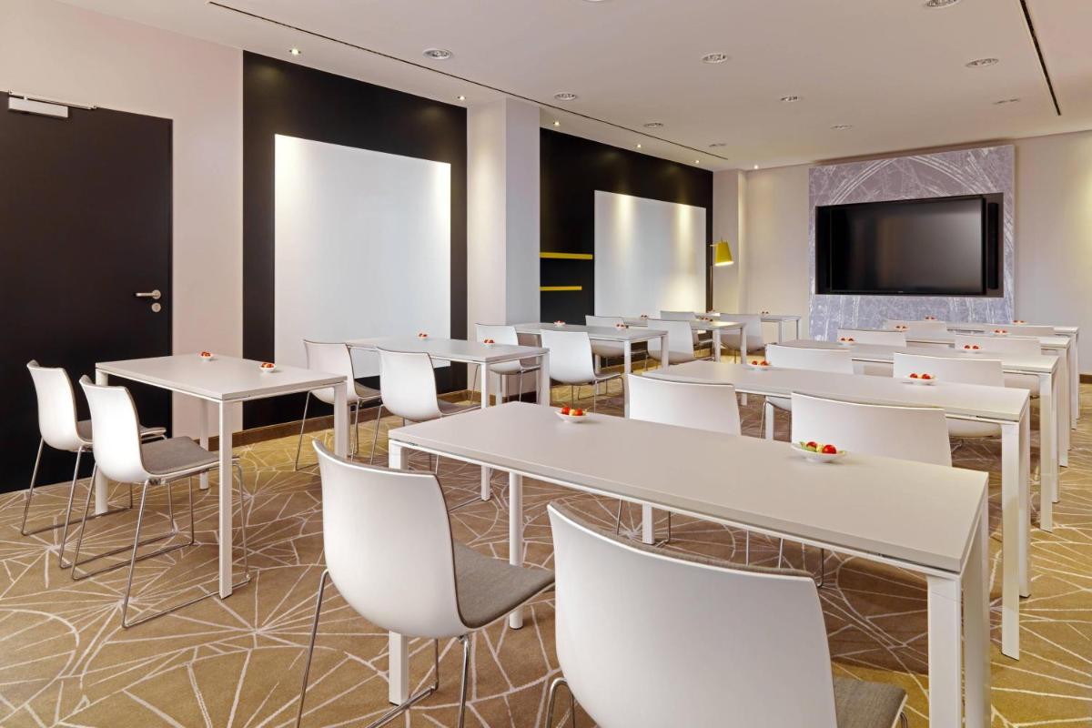 TV/Unterhaltungsangebot in der Unterkunft Cologne Marriott Hotel