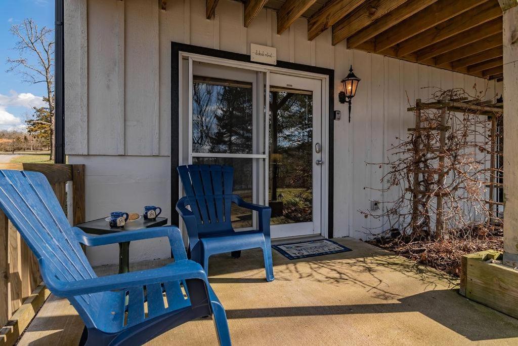 Dockside Retreat Suite - Housity
