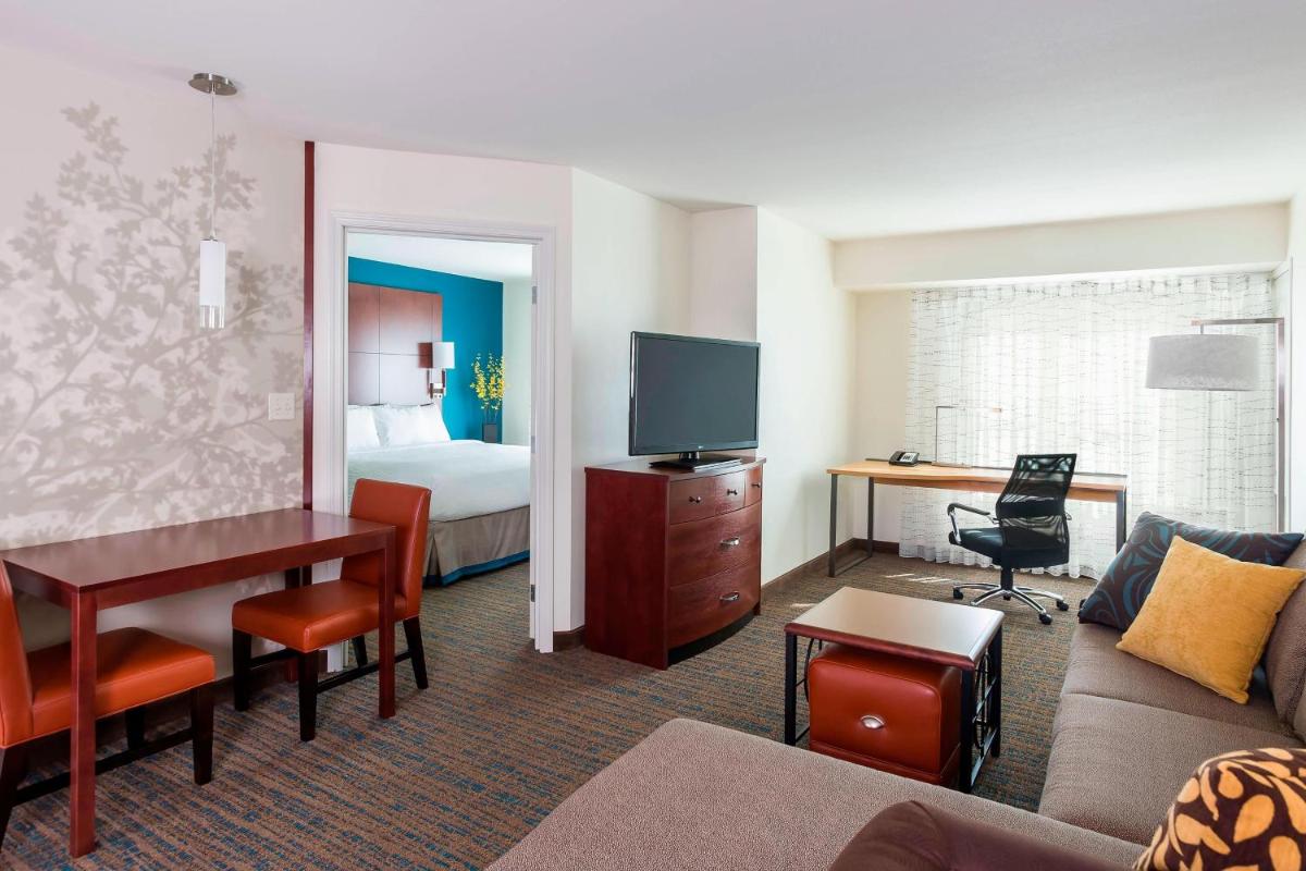 Residence Inn by Marriott Fargo - Housity