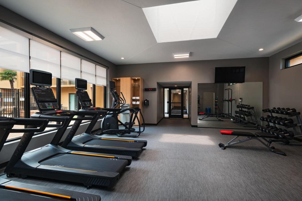 Courtyard by Marriott San Antonio Medical Center - Housity