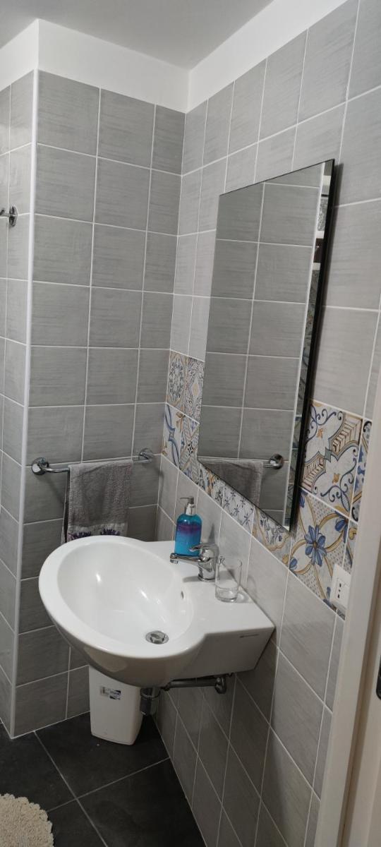 La Vela - Housity