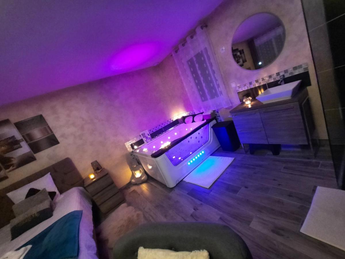 Le temps d'une pause ailleurs - Housity