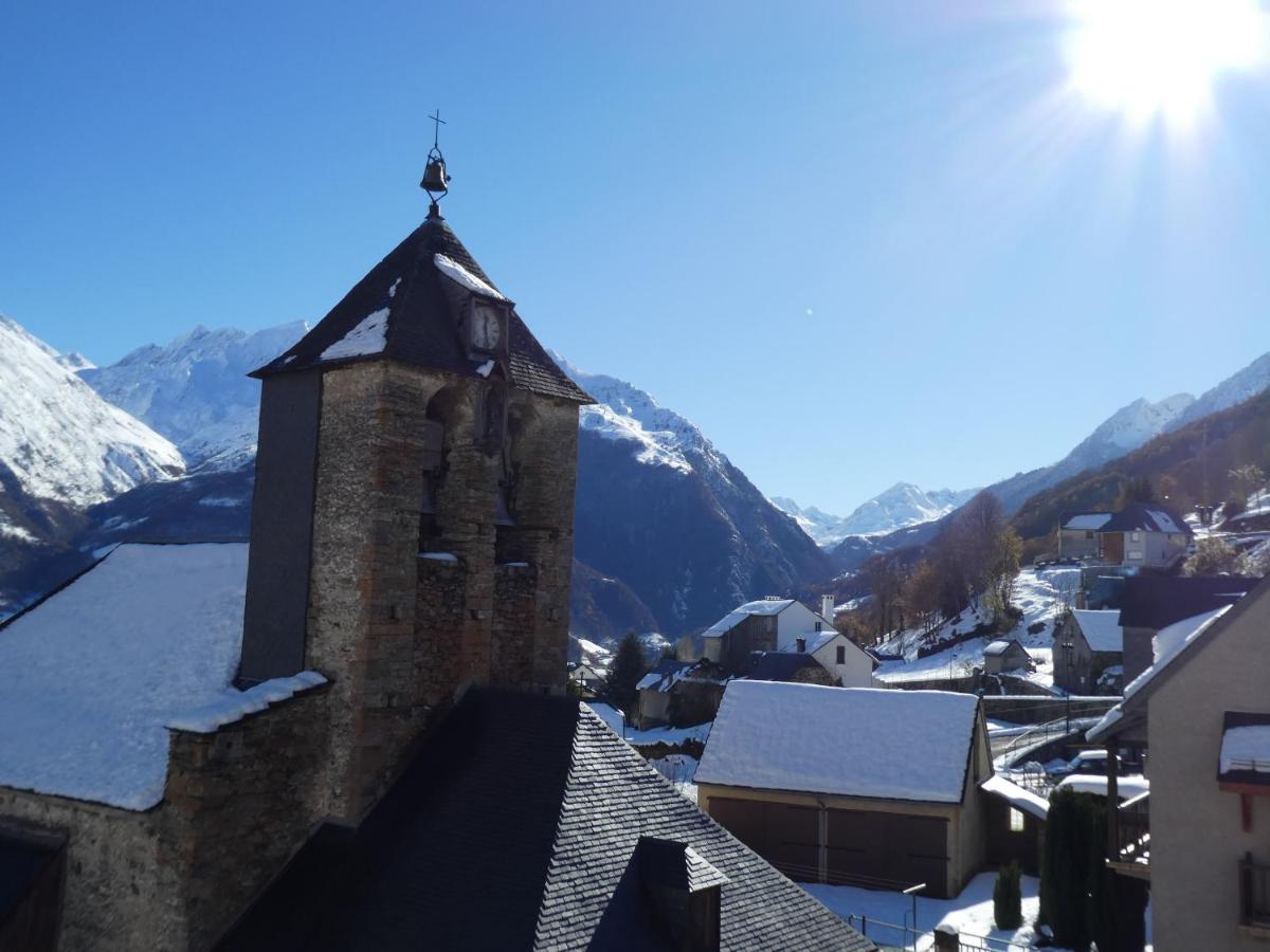 Chalet Mina - Housity