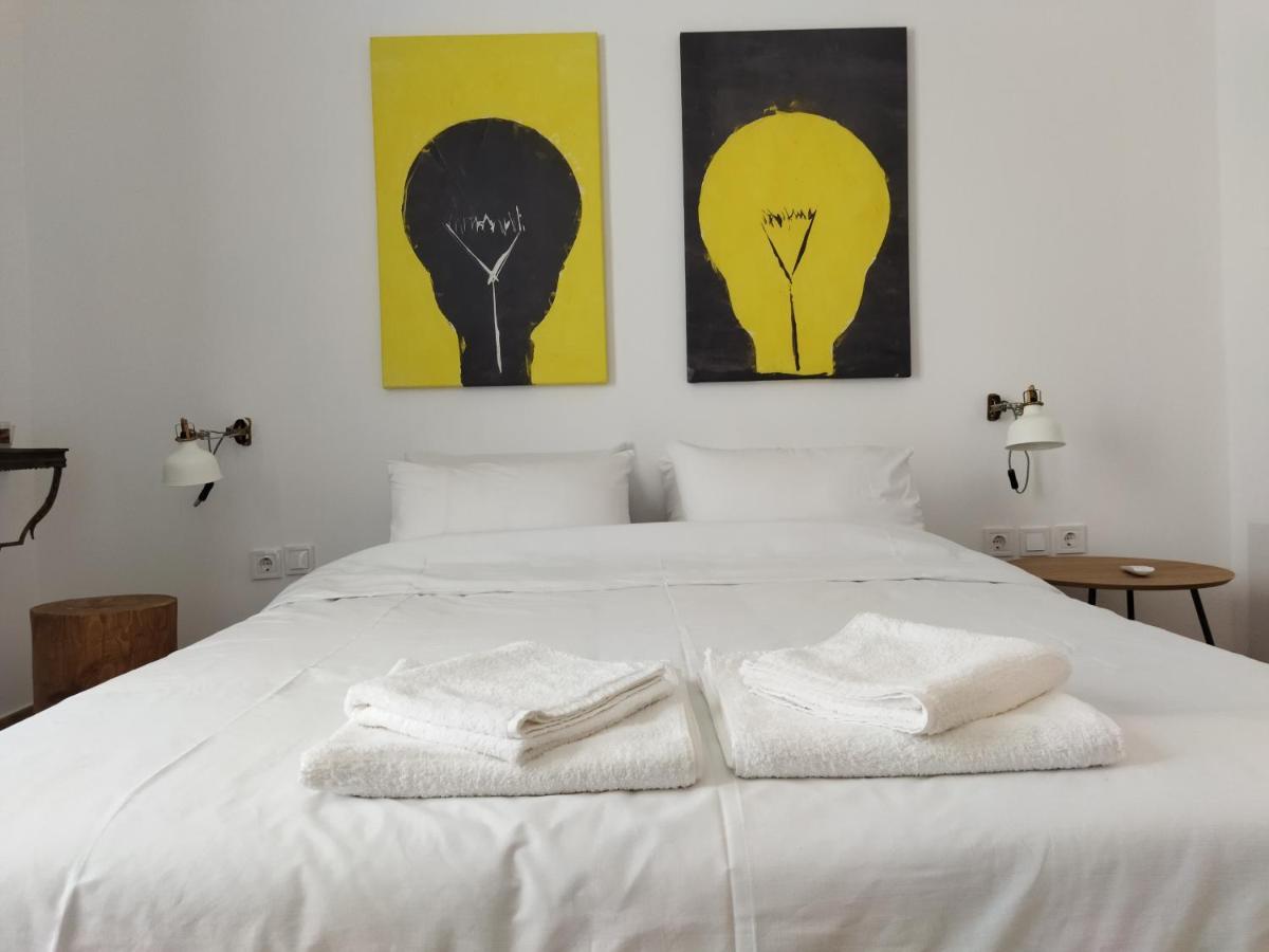Minimal apartment by the beach - Housity