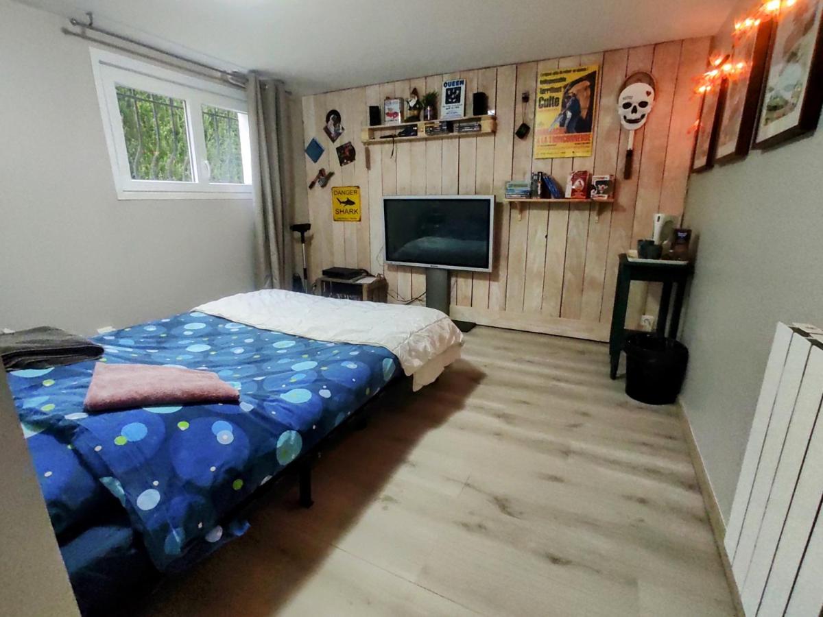 Chambre privée près du centre de Cosne - Housity