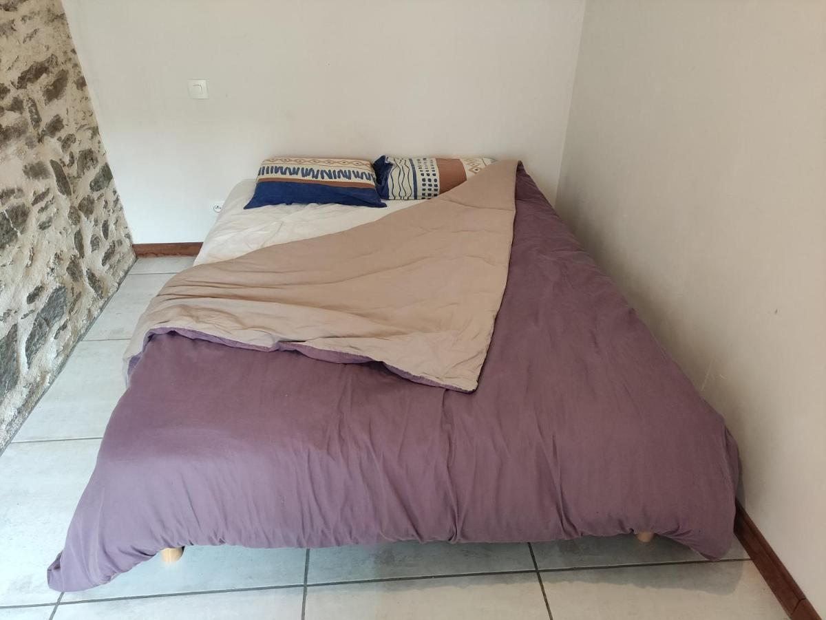 LONGERE 12 PLACES - Housity
