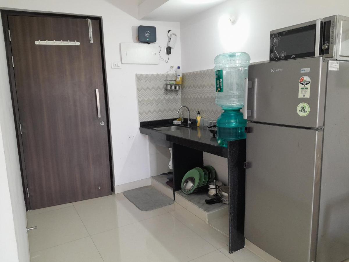 Aesthetic 1bhk on higher floor - Housity