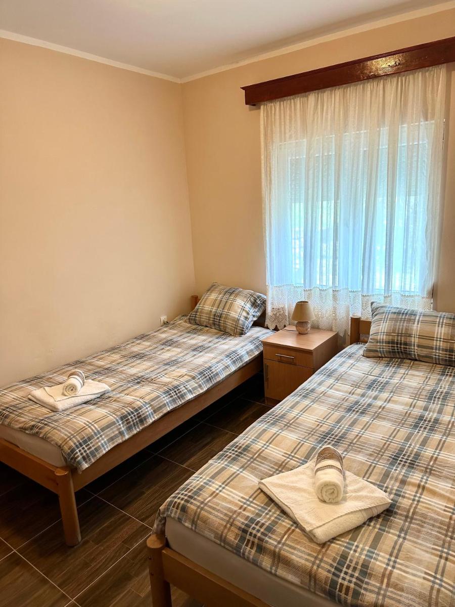 Albomi - Housity