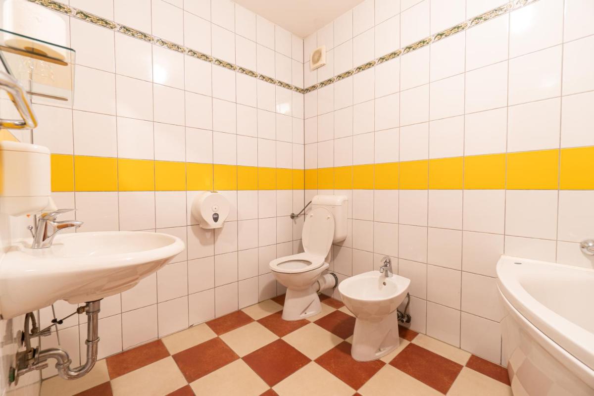 Hotel & Restaurant Babic - Housity