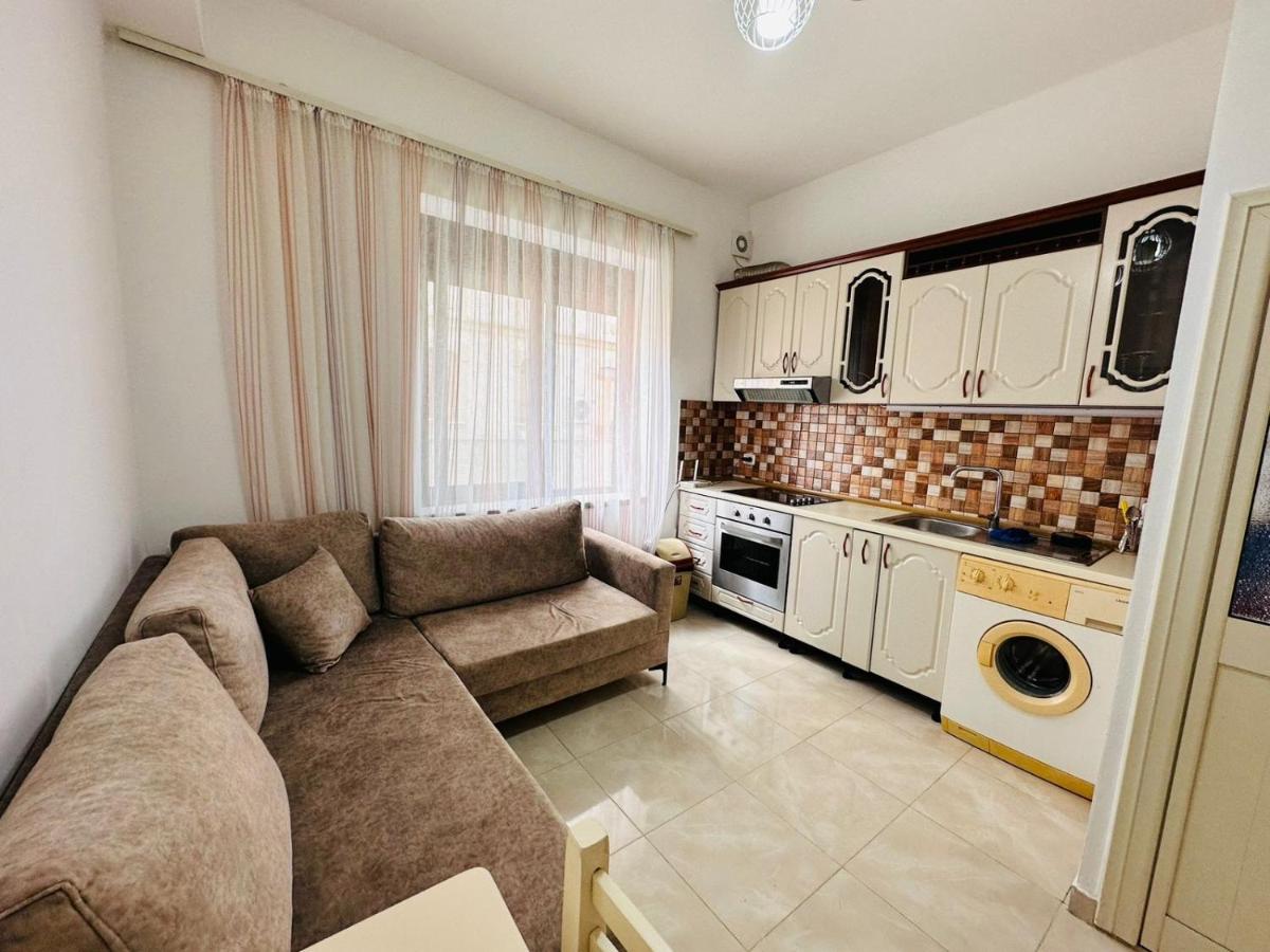 Room 99 - Hizvo