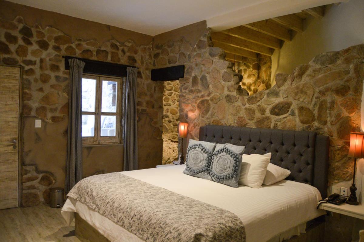 Hotel de Piedra - Housity