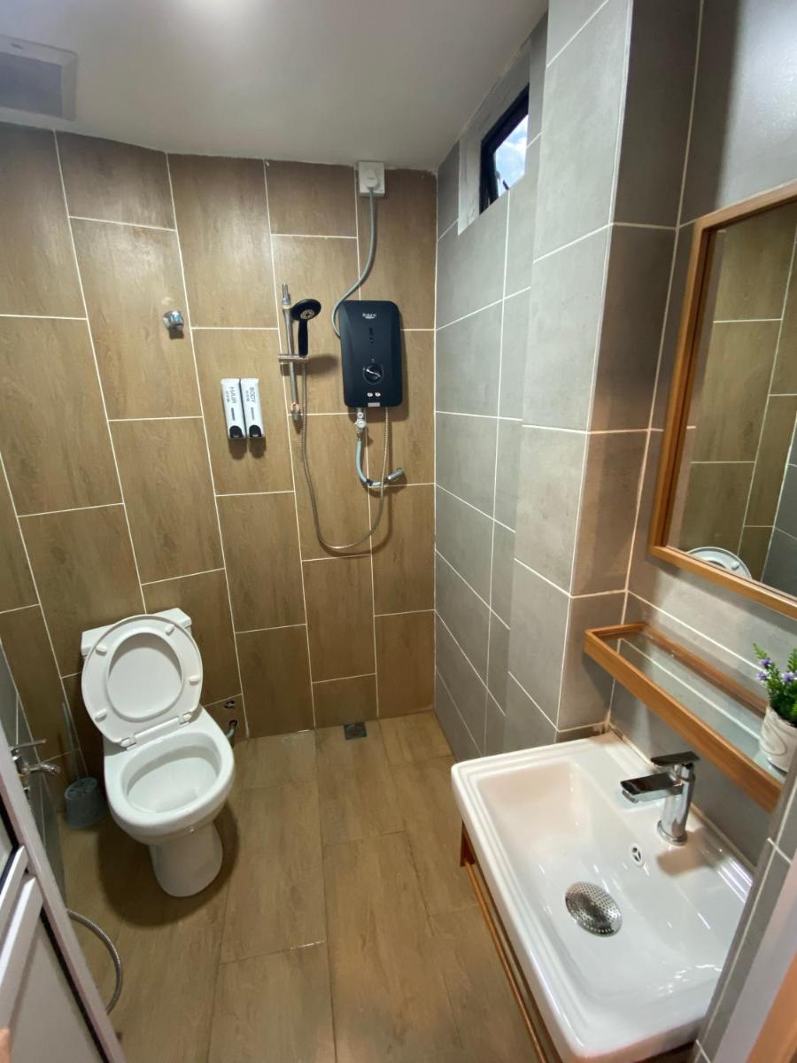 Leisure Lodge - Housity