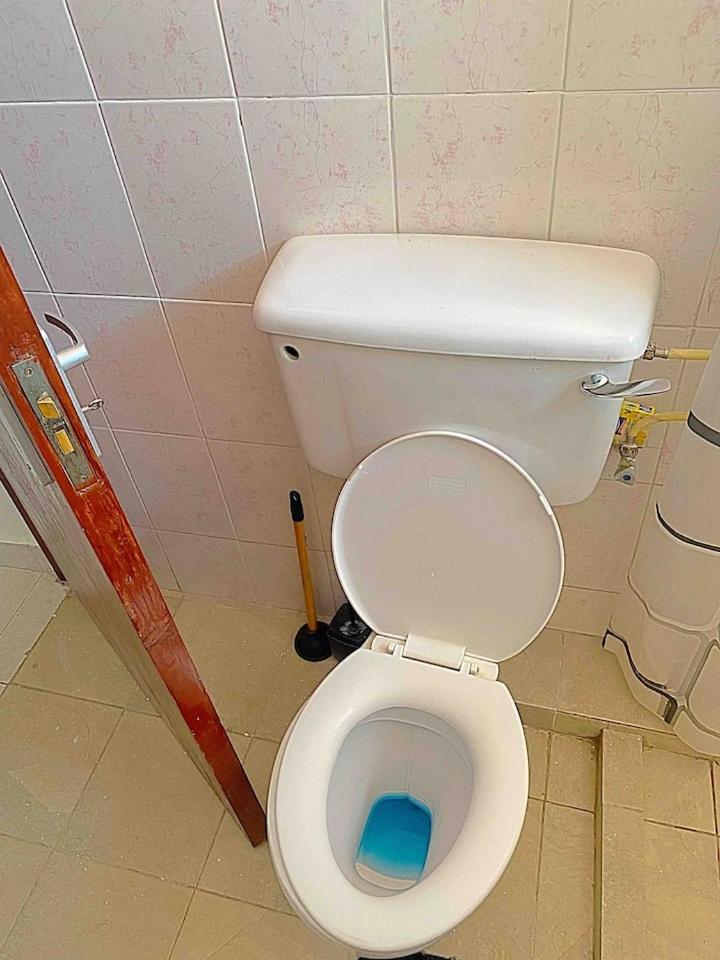 Robert's Airbnb - Housity