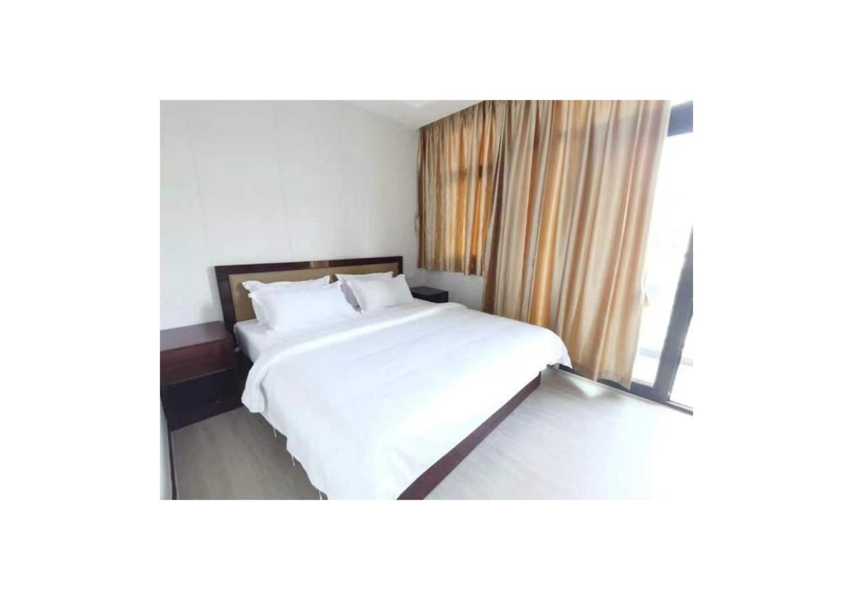 (HI TOP TRANSIENT HOUSE) - Housity