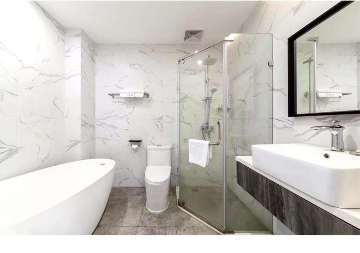 (HI TOP TRANSIENT HOUSE) - Housity
