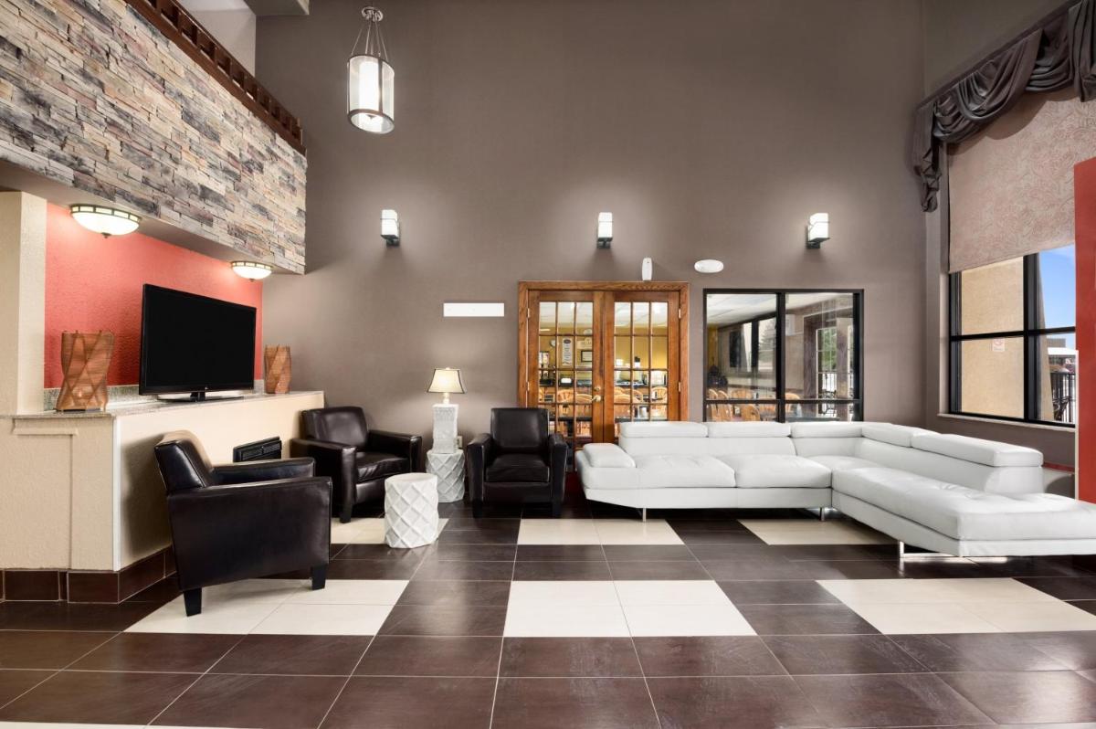 Baymont by Wyndham Springfield IL - Housity