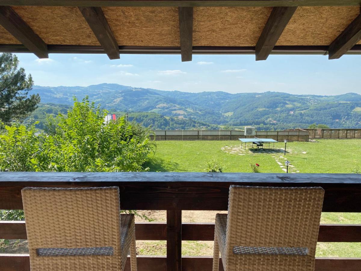 Zdravkovac Country Club - Housity