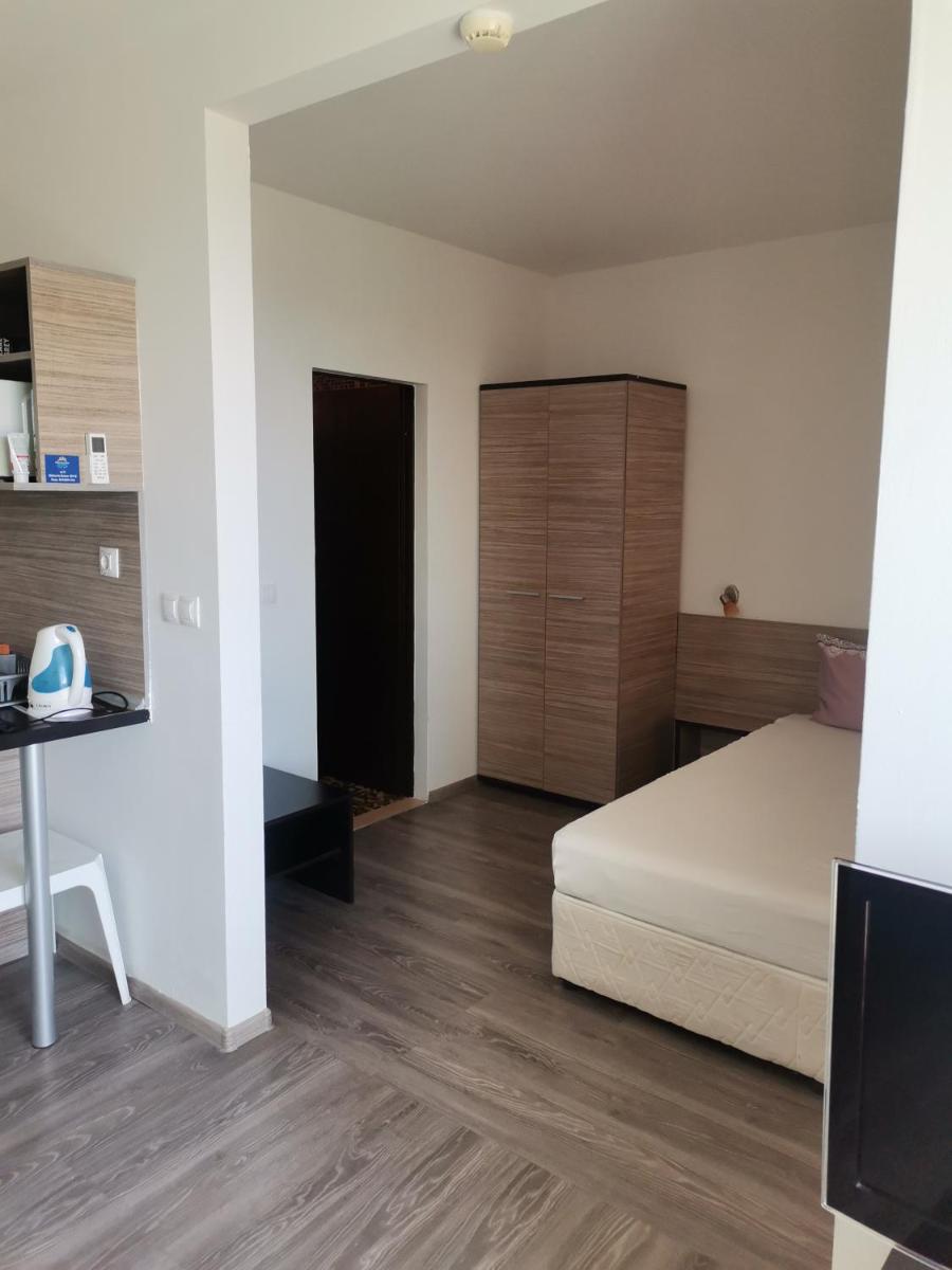 Clara Sea View - Housity