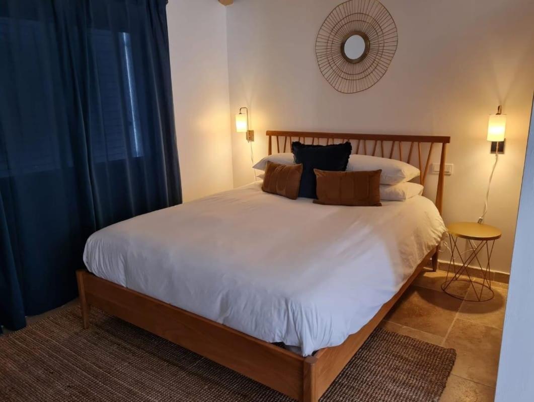 Adorable Maison Indépendante 30m2 avec Piscine en saison - Housity