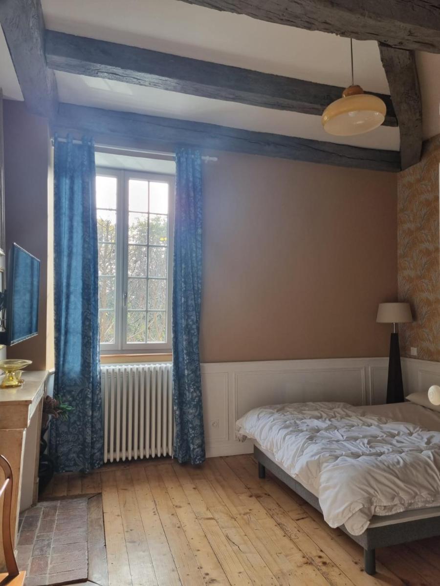 Le Conte de Nivollet2 - Housity