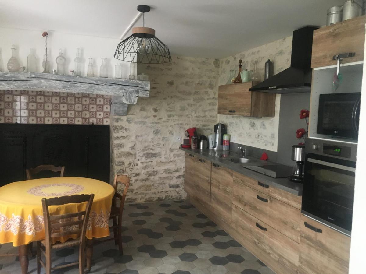 Le Conte de Nivollet2 - Housity