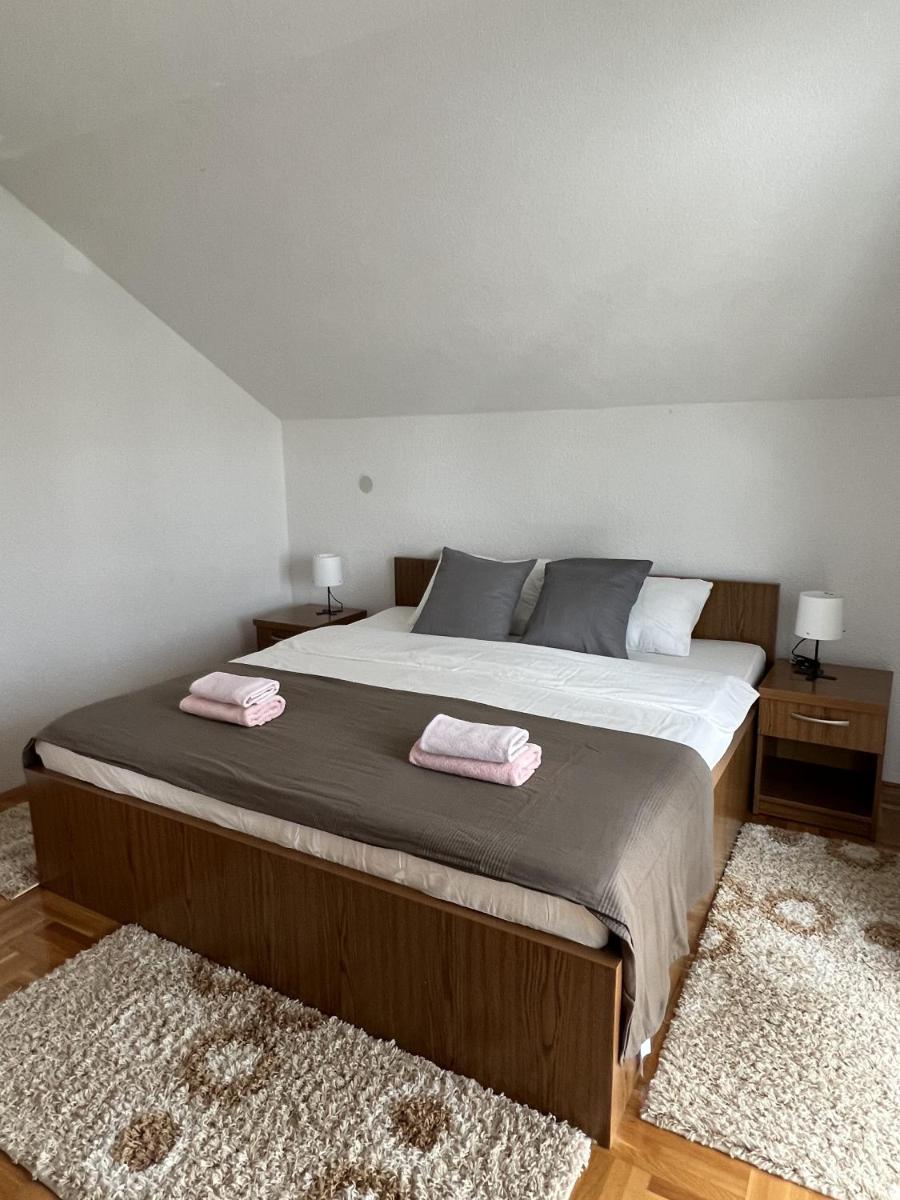 Green apartment Plitvice - Housity