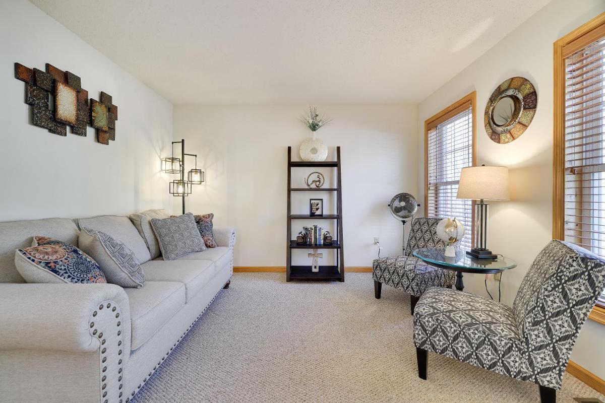 Luxury Spacious Home with some FREE Amenities and Activities! - Housity