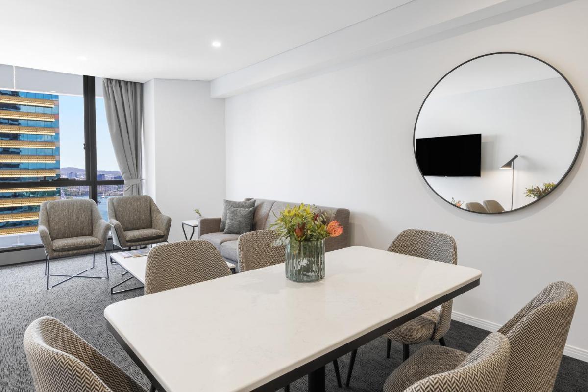 Meriton Suites Herschel Street, Brisbane - Hizvo