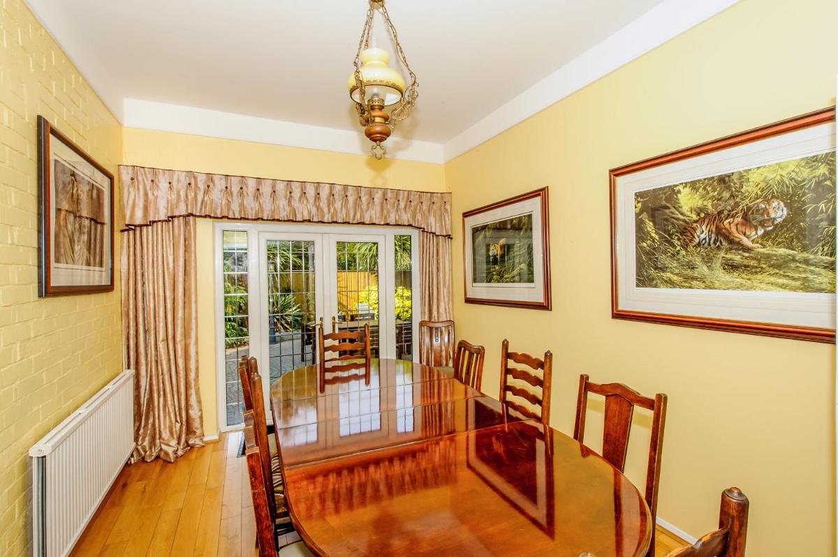 Foy House - Housity