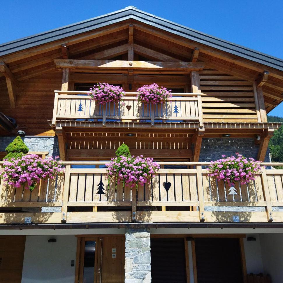 Balcon ou terrasse dans l'établissement Les Chalets de La Griyotire